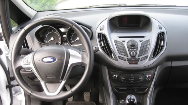 Ford B-Max 100cv Essence avec Siège bébé