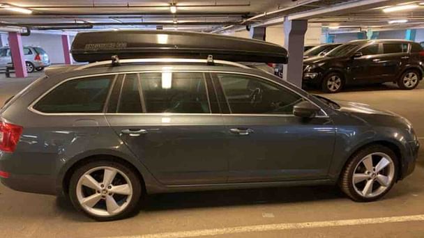 Skoda Octavia Combi med Skistativ