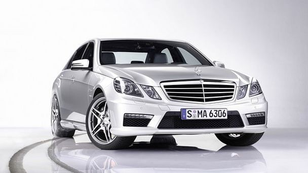 Mercedes E63 AMG med Vinterdekk