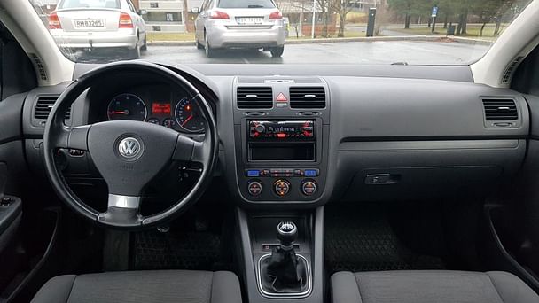 Volkswagen Golf med Vinterdekk