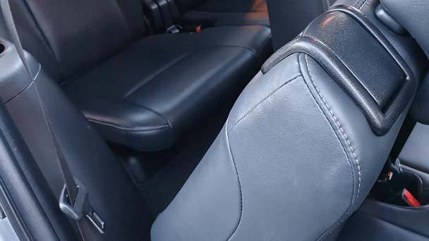 Toyota Prius +