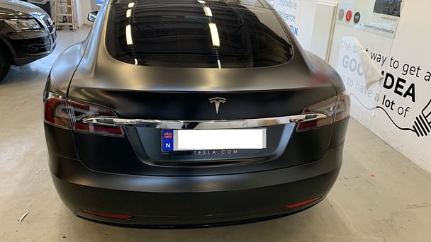Tesla Model S med GPS