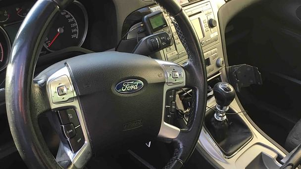 Ford Galaxy med Lydinngang