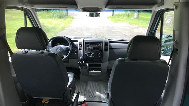 Mercedes Sprinter Combi med Android Auto