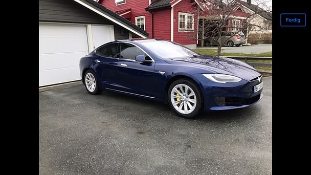 Tesla Model S med GPS