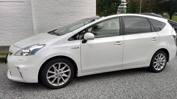 Toyota Prius + med GPS