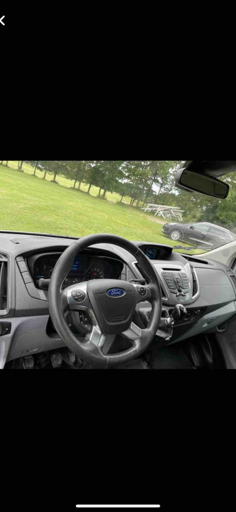 Ford Transit AWD con Neumáticos de invierno