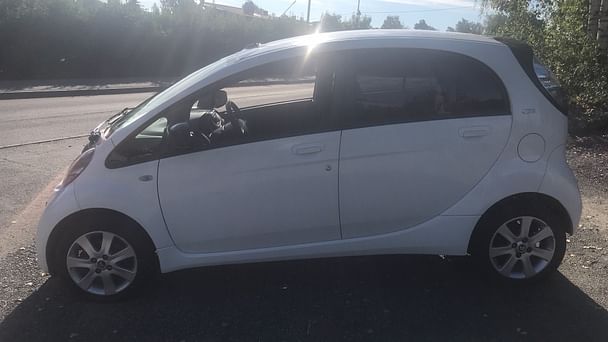 Citroen C-Zero med GPS