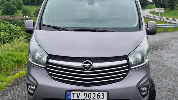 Opel Vivaro med Aircondition