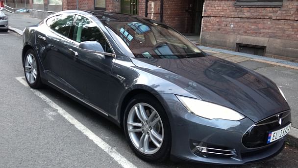 Tesla Model S, 2013, Elektrisk, automatisk