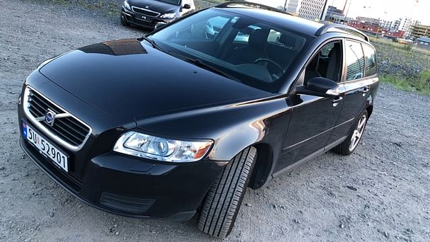 Volvo V50