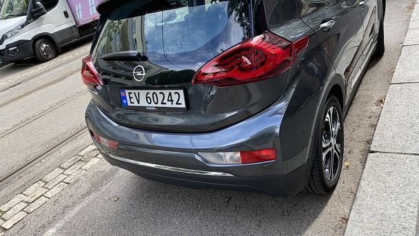Opel Ampera E med Lydinngang