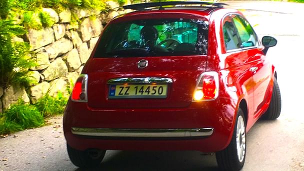Fiat 500 L med Lydinngang