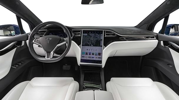 Tesla Model X med Vinterdekk