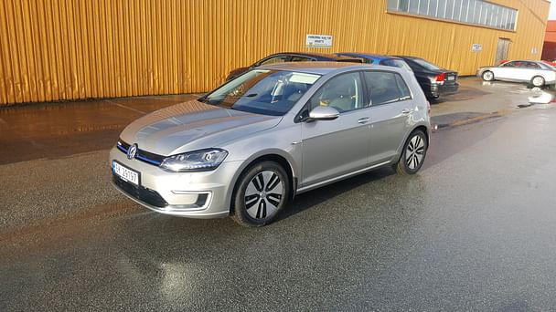 Volkswagen Golf Kombi med GPS