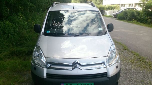 Citroen Berlingo med Lydinngang
