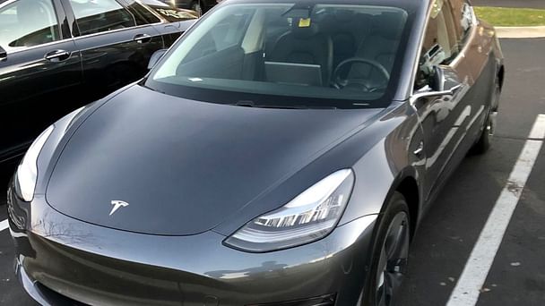 Tesla Model 3, 2019, Elektrisk, automatisk