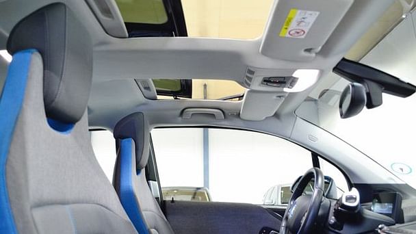 BMW i3 med Lydinngang