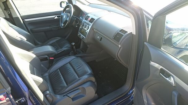 Volkswagen Touran med Vinterdekk