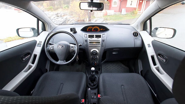 Toyota Yaris med Vinterdekk