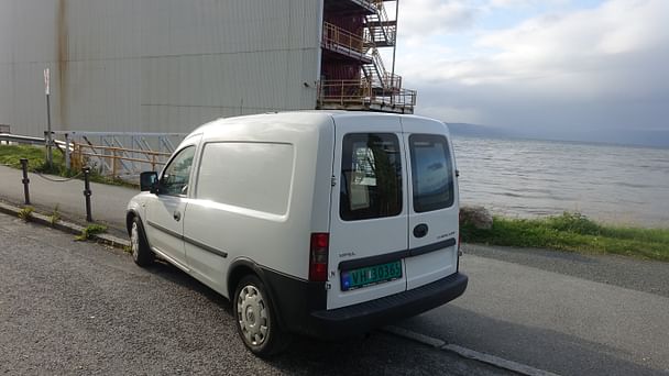 Opel Combo med Vinterdekk