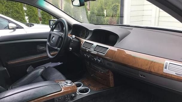 BMW Série 7 med Vinterdekk