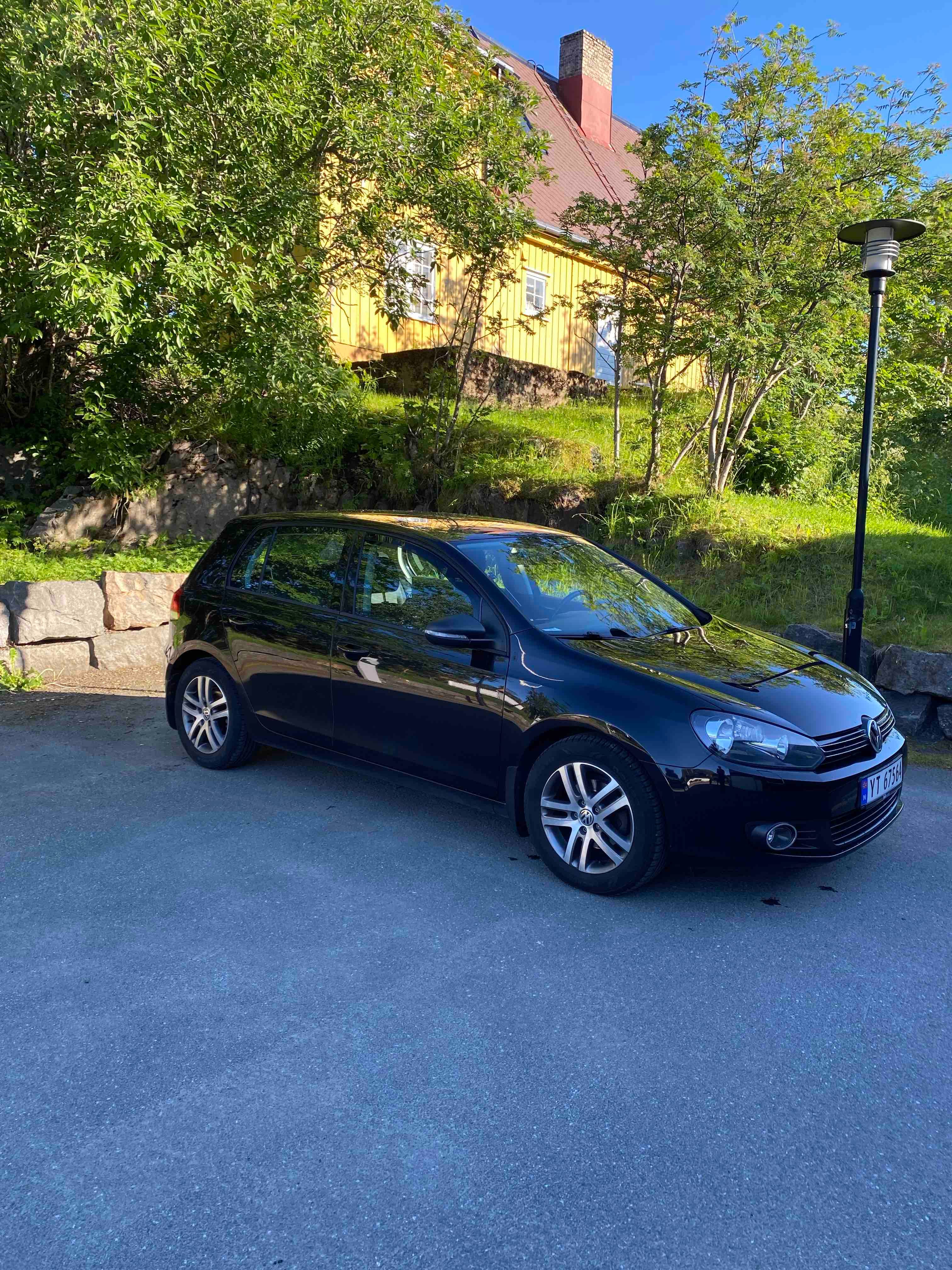 Volkswagen Golf Kombi with Air conditioning