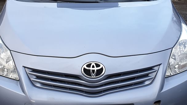 Toyota Verso med Skistativ