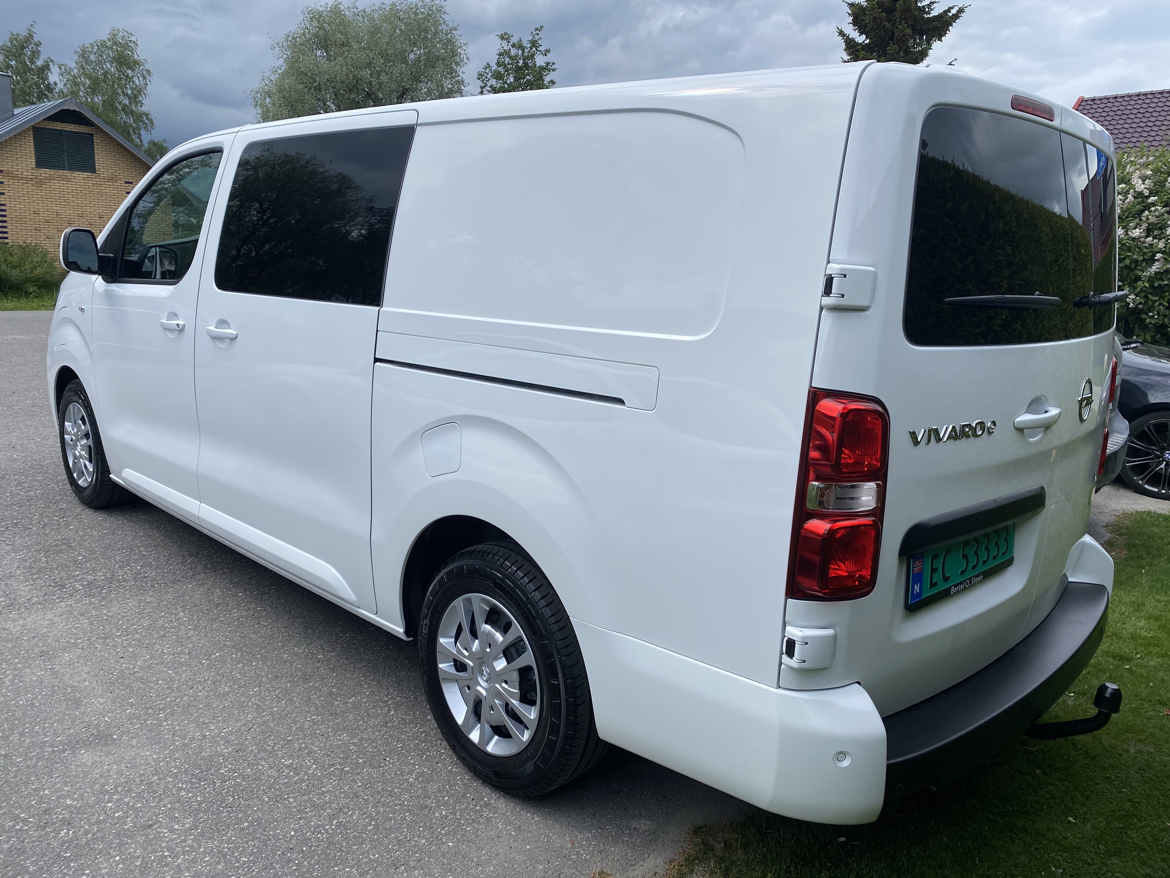 Opel Vivaro e-Vivaro med Aircondition