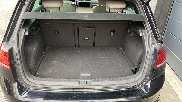 Volkswagen Golf Kombi