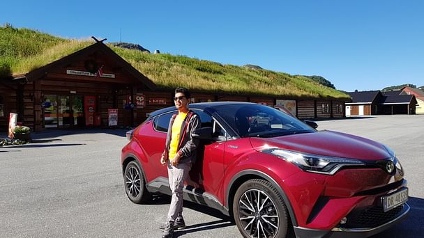 Toyota CHR, 2018, Blyfri / Elektrisk (hybrid), automatisk