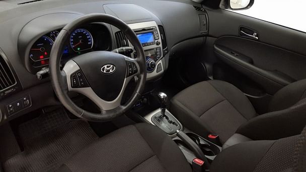 Hyundai i30 med Vinterdekk