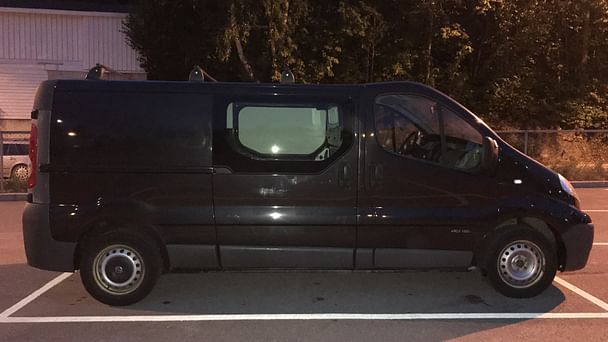 Nissan Primastar Varebil 2.0 DCI - LANG TYPE med Tilhengerfeste
