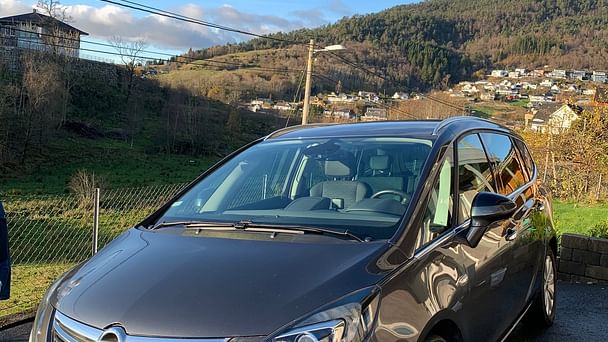 Opel Astra Sports Tourer med GPS