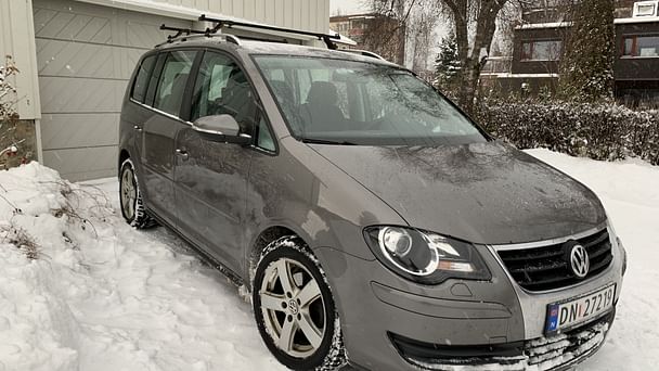 Volkswagen Touran, 2009, Diesel, 7 seter