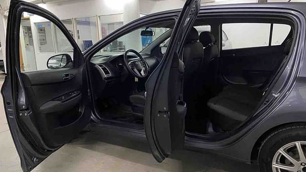 Hyundai i20 med Vinterdekk