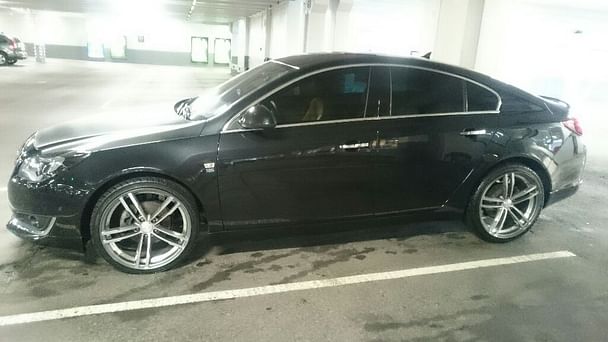 Opel Insignia Tourer med Sykkelstativ