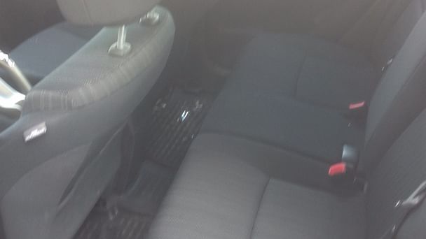 Toyota Auris med Lydinngang