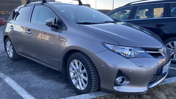 Toyota Auris, 2013, Blyfri / Elektrisk (hybrid), automatisk