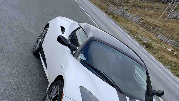 Tesla Roadster med GPS
