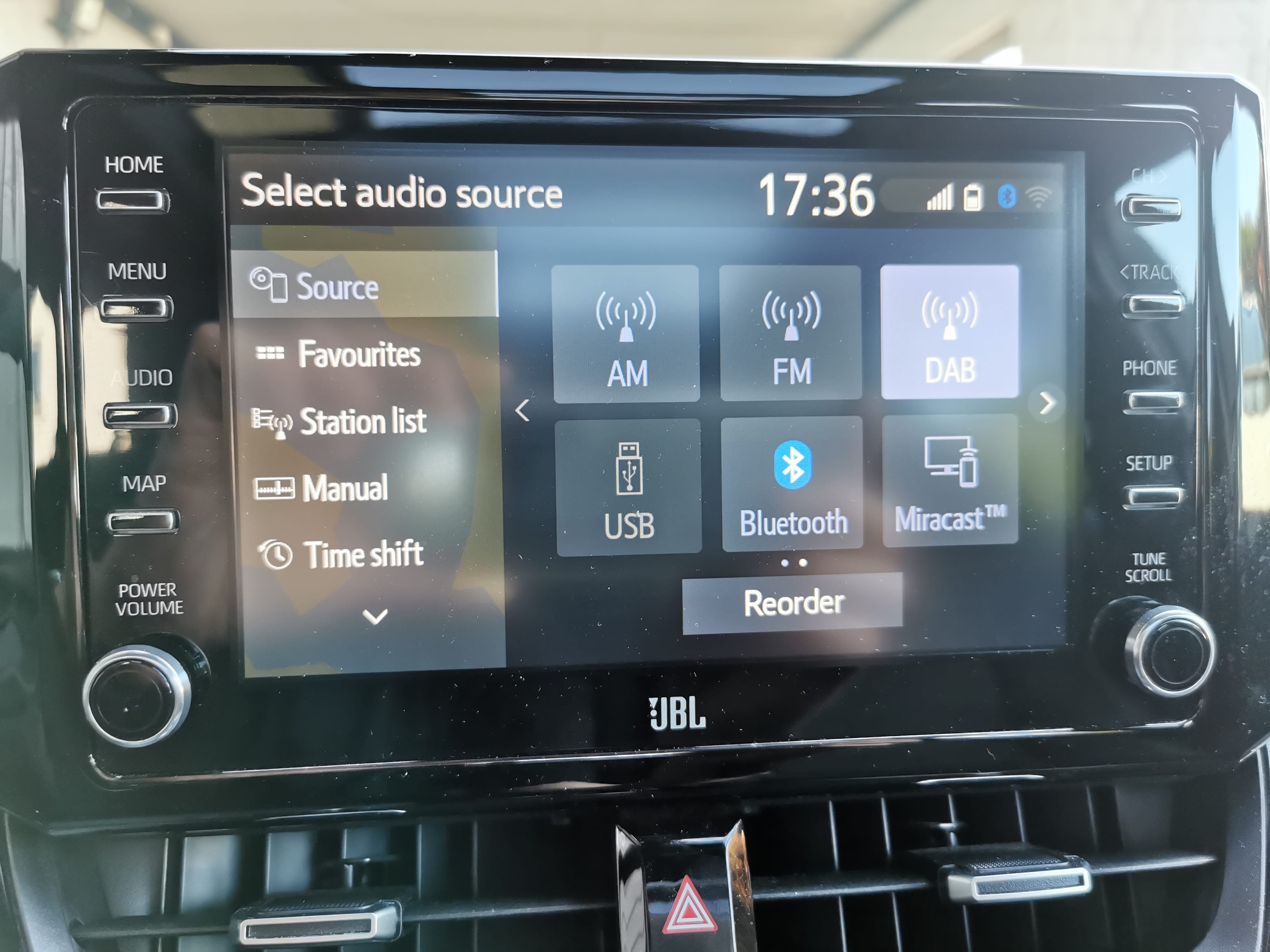 Toyota Corolla 2.0 l bensin hybrid with Android Auto