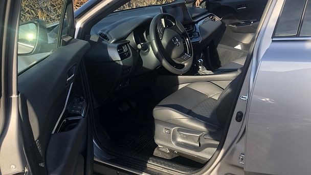 Toyota C-HR med Lydinngang