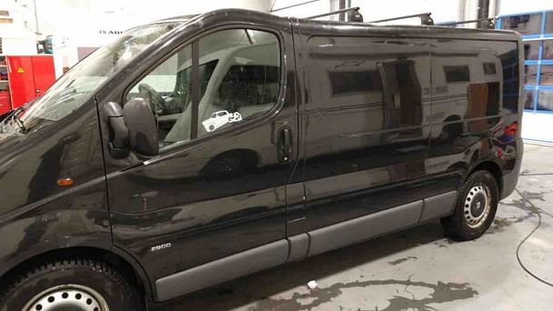 Opel Vivaro med Skistativ