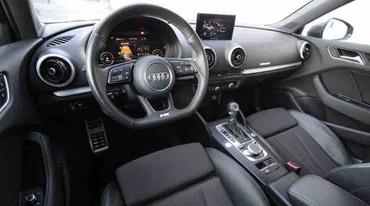 Audi A3 Sportback med Lydinngang