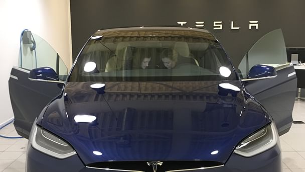 Tesla Model X, 2016, Elektrisk, automatisk