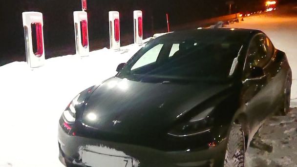 Tesla Model 3 med Vinterdekk