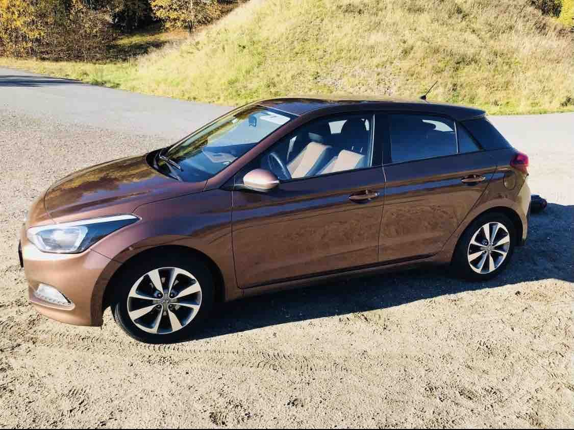 Hyundai i20 med Lydinngang