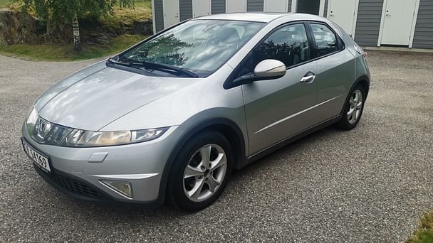 Honda Civic, 2009, Bensin