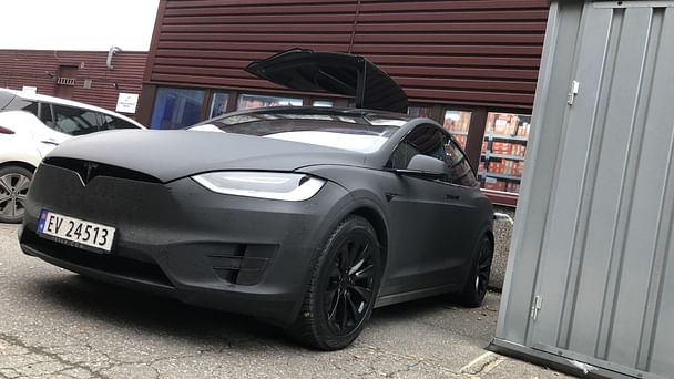 Tesla Model X med Vinterdekk