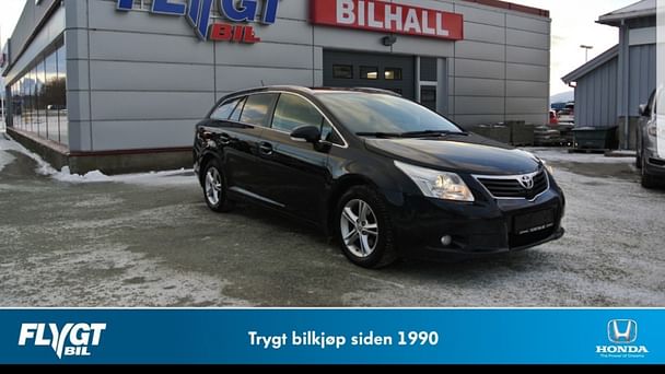 Toyota Avensis SW med Vinterdekk